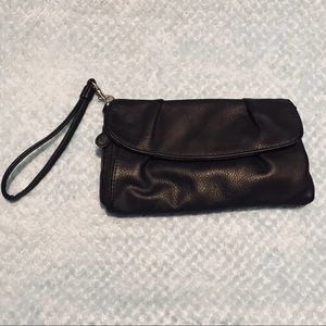 Wristlet purse